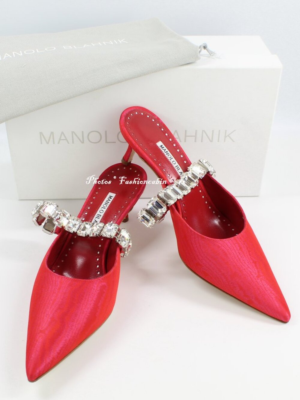 NEW MANOLO BLAHNIK Humibamu 50 Crystal Eembellished Moire Mules, Red, EU 39